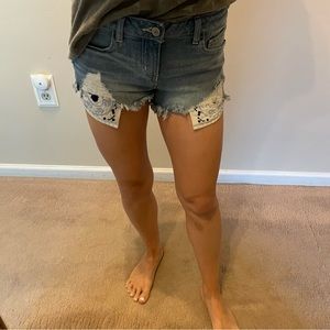 Harper Low Rise Cut Off Jean Shorts Size 26